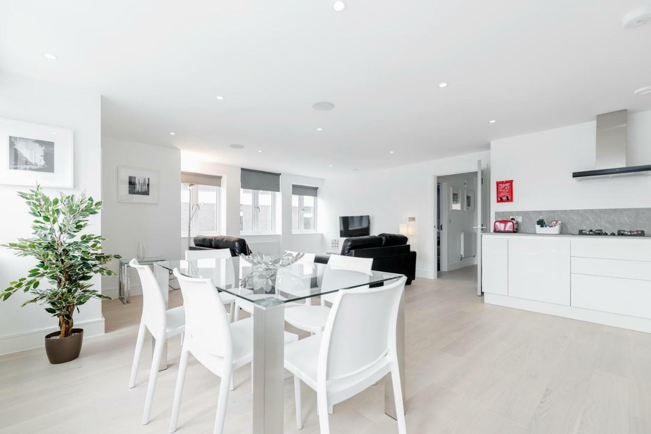 Roomspace Serviced Apartments- Walpole Court Ealing Exterior foto